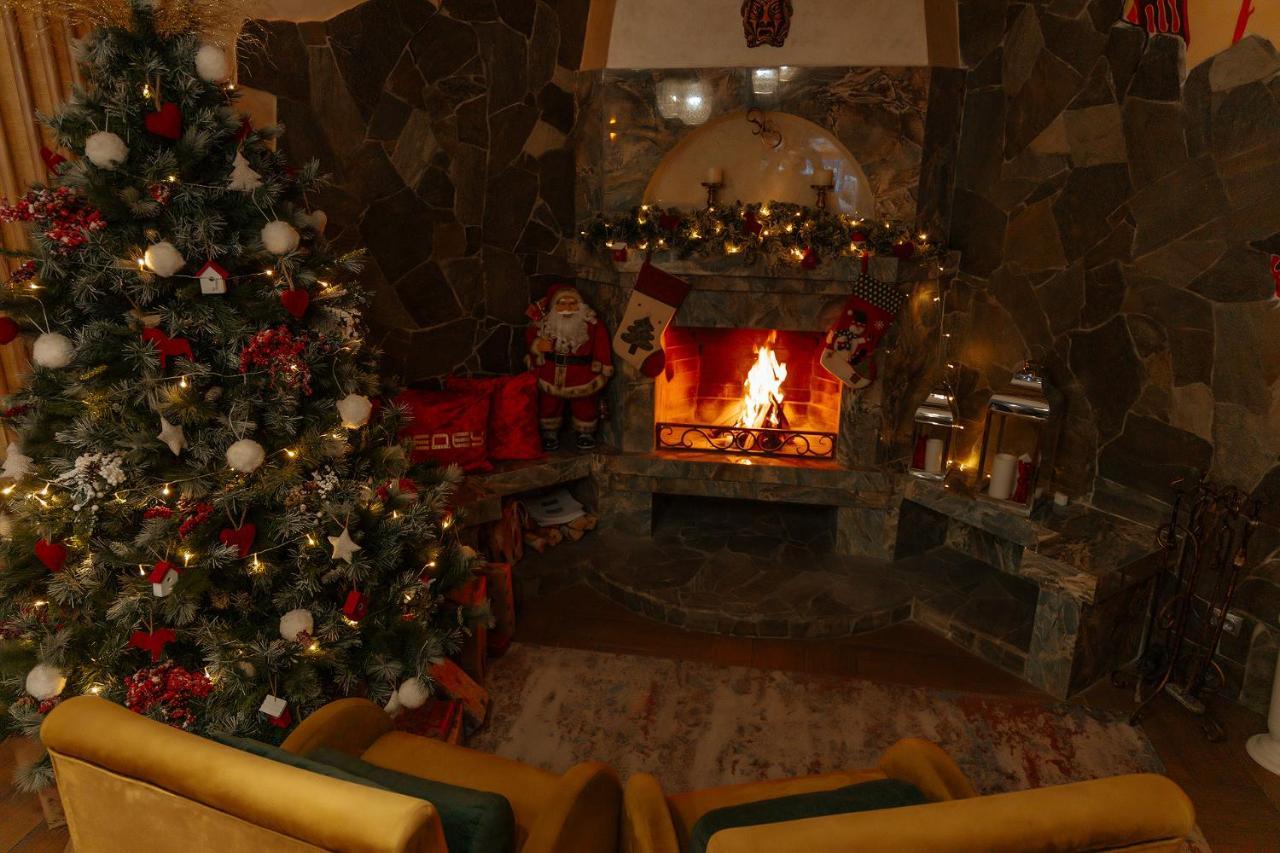 Medeu Hotel Kostanay Ngoại thất bức ảnh