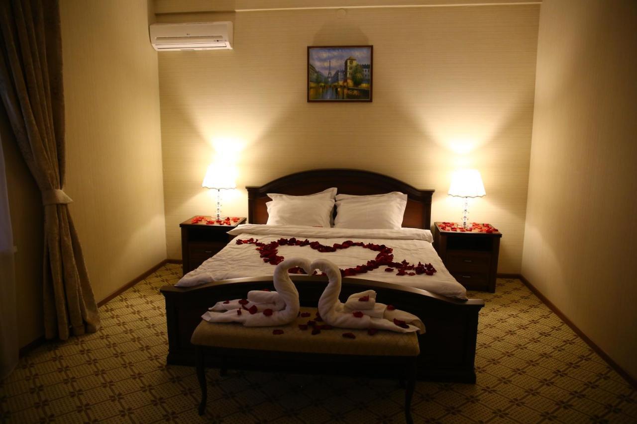 Medeu Hotel Kostanay Ngoại thất bức ảnh