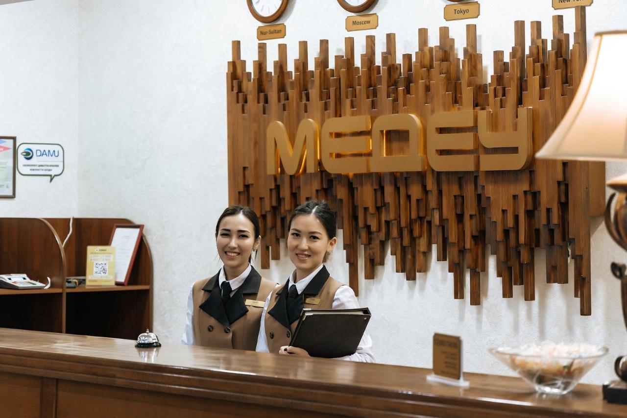 Medeu Hotel Kostanay Ngoại thất bức ảnh