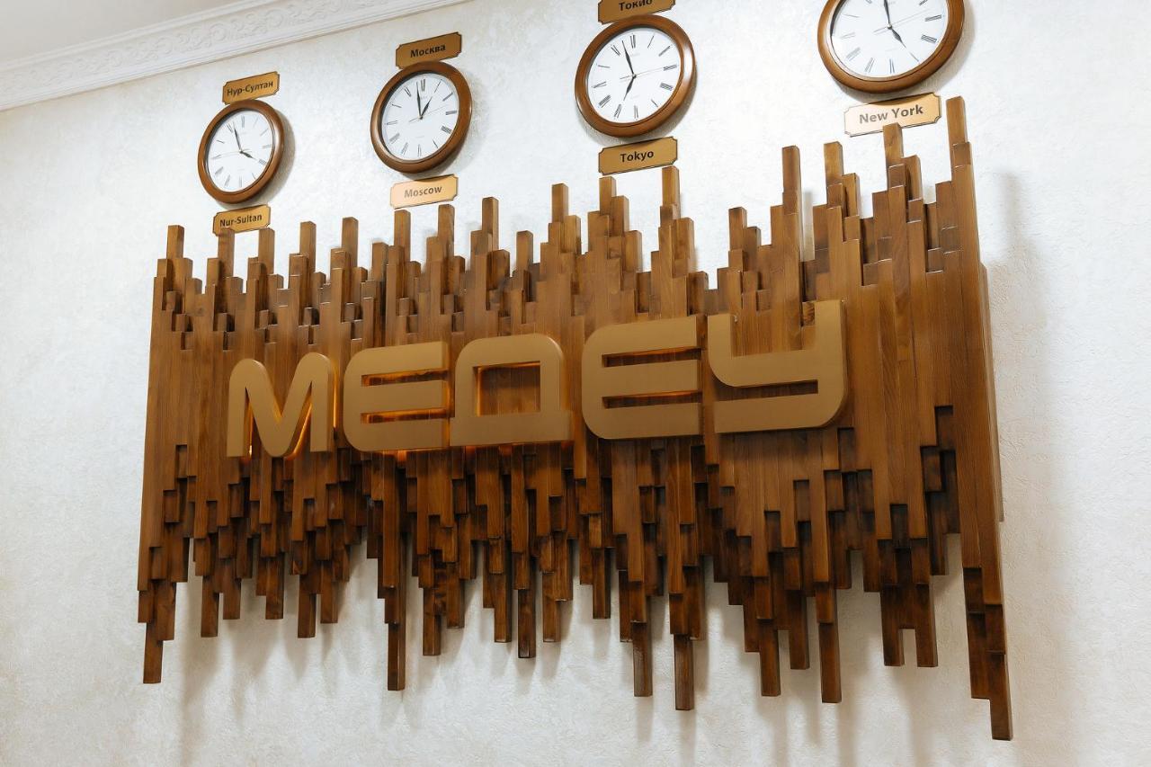 Medeu Hotel Kostanay Ngoại thất bức ảnh